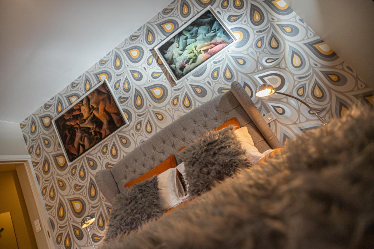 Le Jardin Des Toiles Otel Triel-sur-Seine Dış mekan fotoğraf